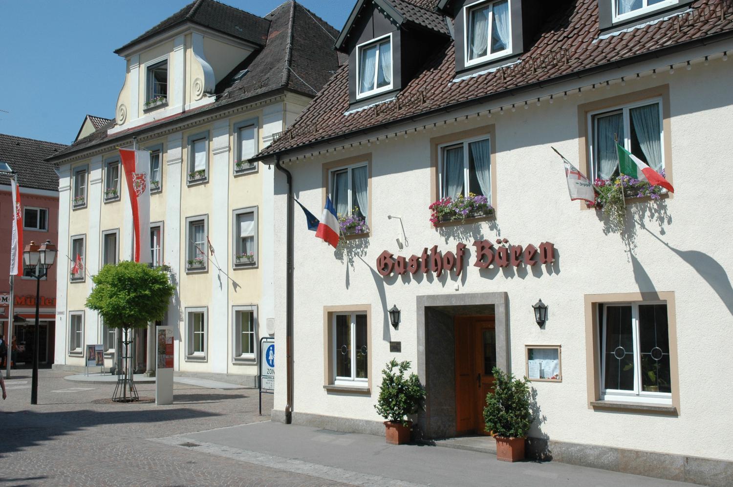 Hotel Gasthof Baeren Вайнгартен Екстериор снимка