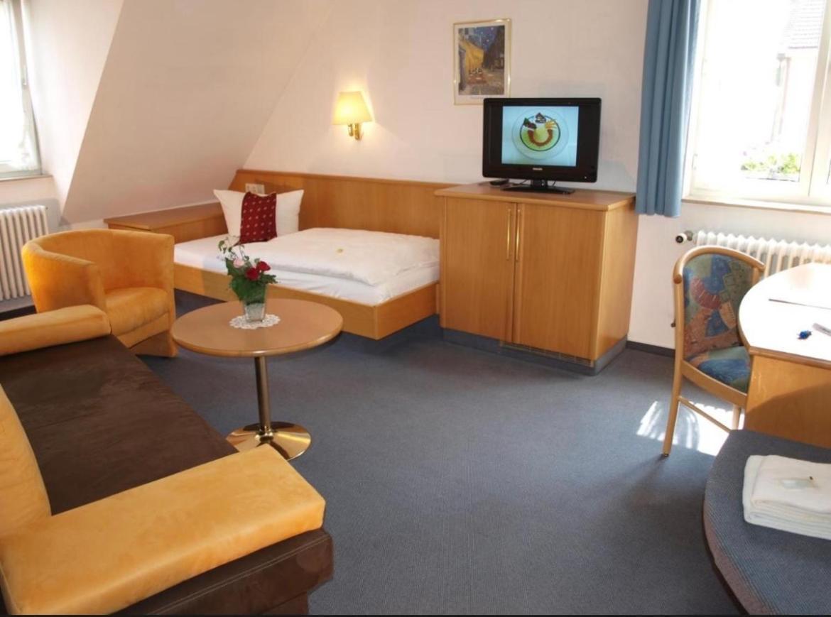 Hotel Gasthof Baeren Вайнгартен Екстериор снимка